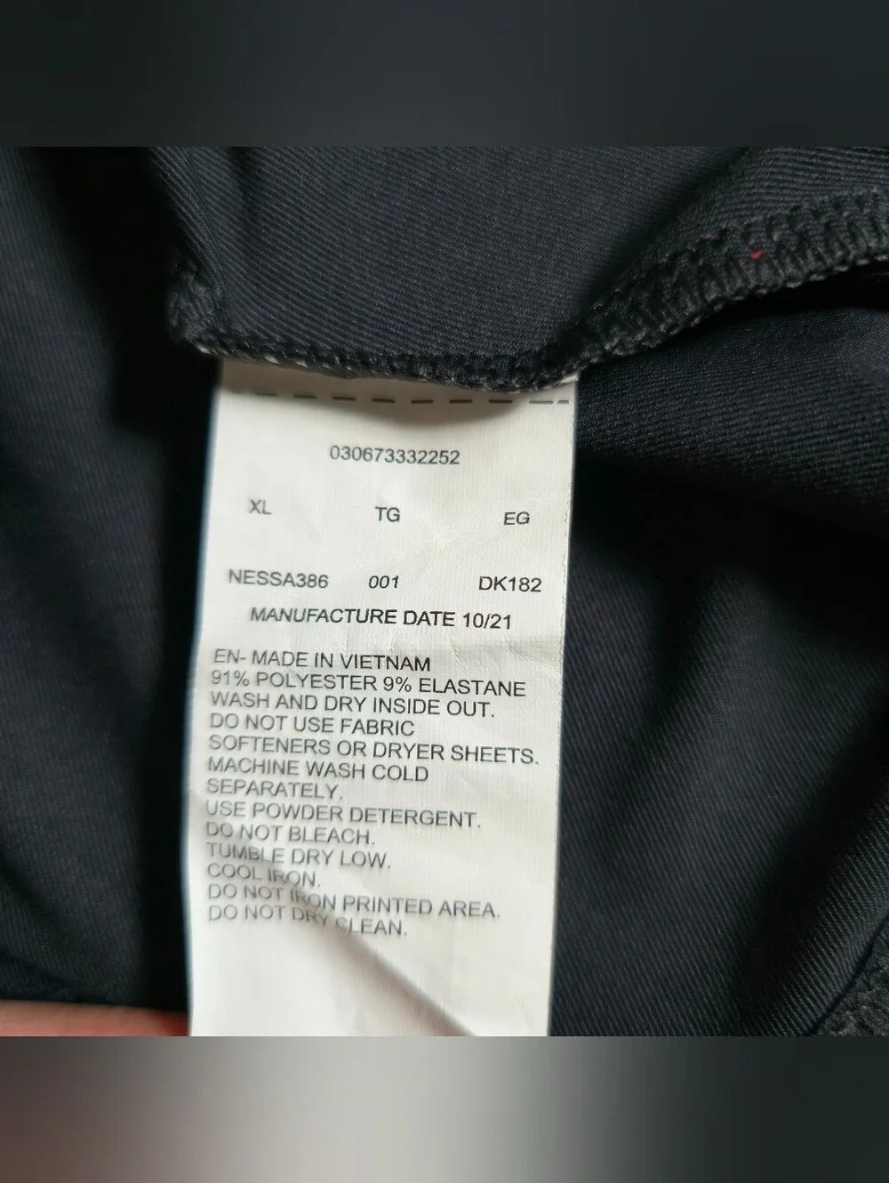 Nike Swim Dri-FIT long-sleeve Rashguard features a classic athletic crewneck